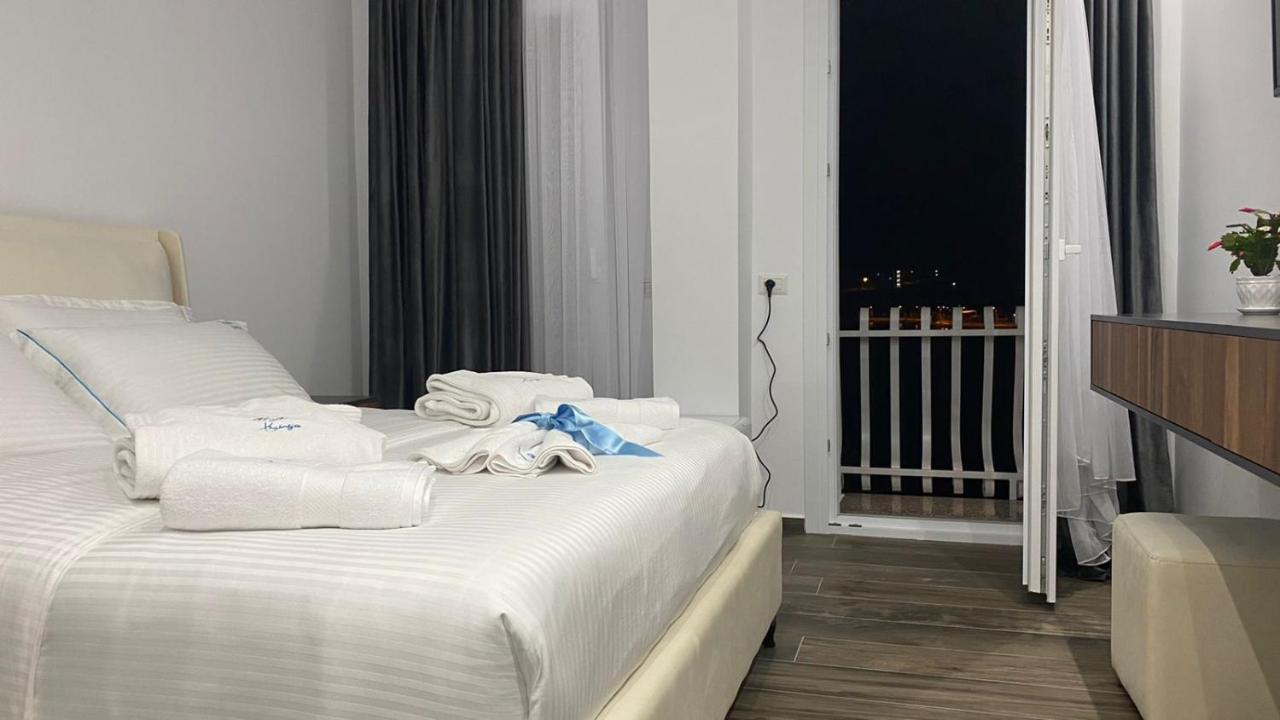 Bujtina Xhabakja Hotel Belsh Kültér fotó