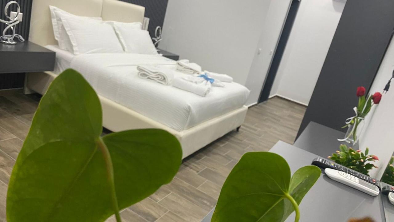 Bujtina Xhabakja Hotel Belsh Kültér fotó